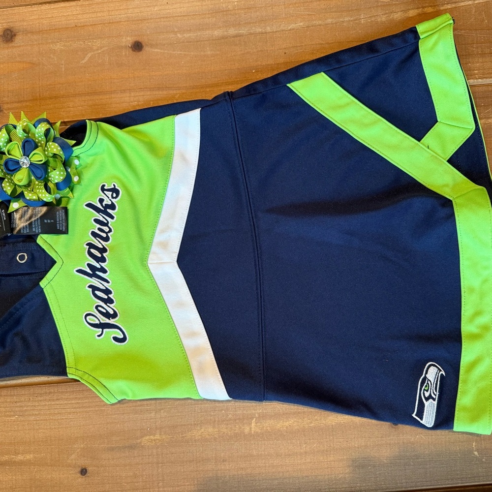 NFL Kids Navy and Lime Green Cheer Outfit